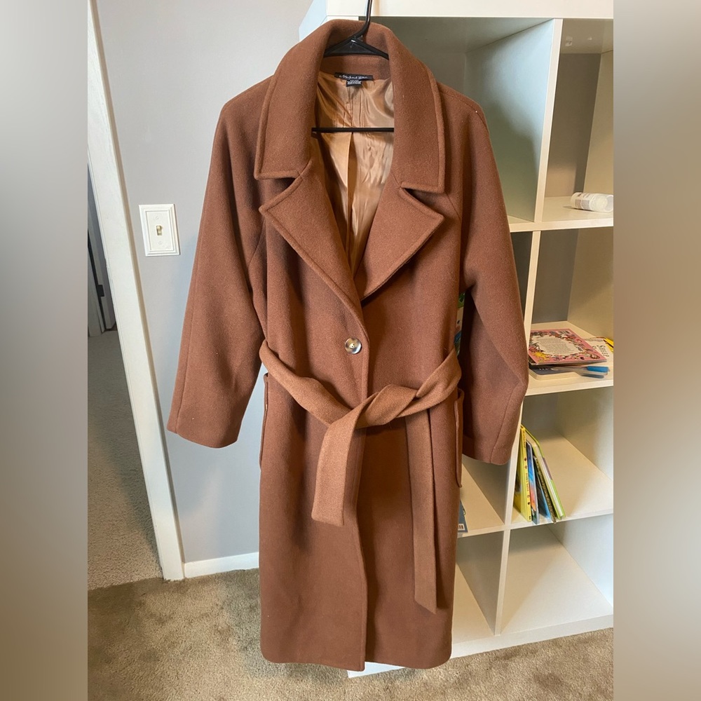 Camel brown double button dress coat. SzM